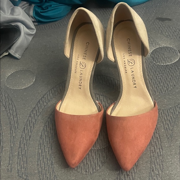 Chinese Laundry Coral and Beige Heels - Picture 1 of 1